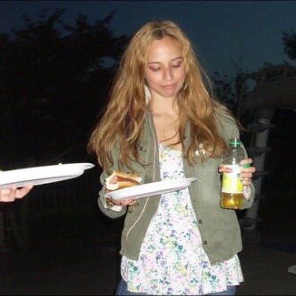 Floral top - Picture 4 of 4